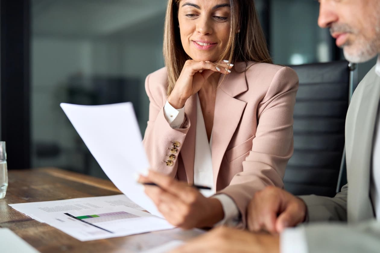 Asesoramiento legal y financiero